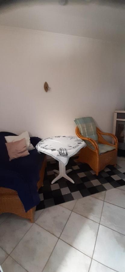 Bungalow Idylle Am See 네우루핀 외부 사진