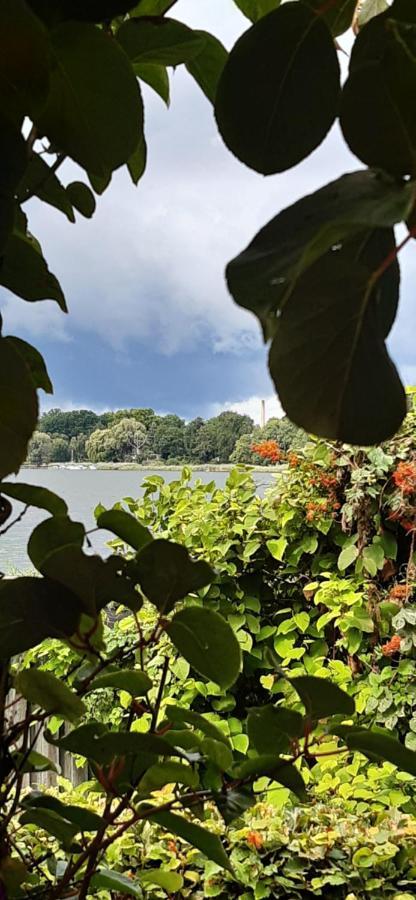 Bungalow Idylle Am See 네우루핀 외부 사진